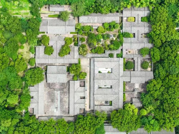 牛博 不是热门城市去不起，而是“奔县”更有性价比